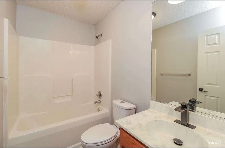 5141 Windsbury Ridge Rd - Photo 3 of 12