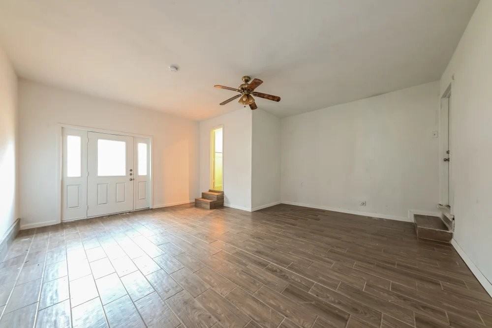 1226 Mcdonald Dr - Photo 5 of 9