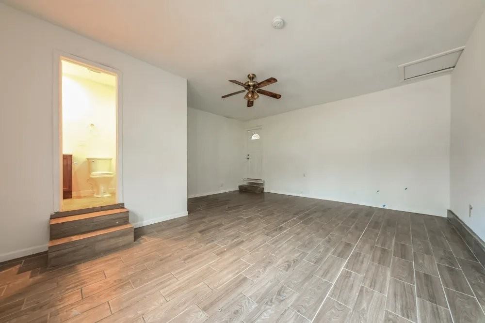 1226 Mcdonald Dr - Photo 6 of 9