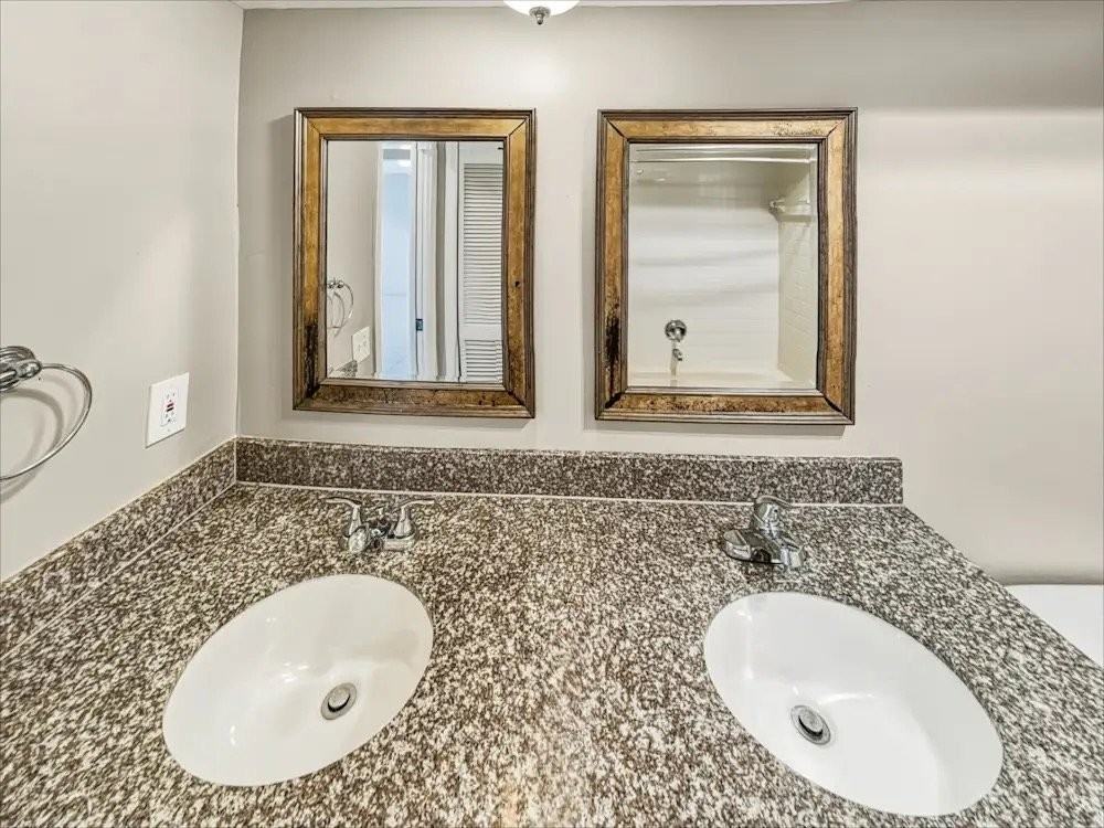 784 Ryanwood Dr - Photo 6 of 15
