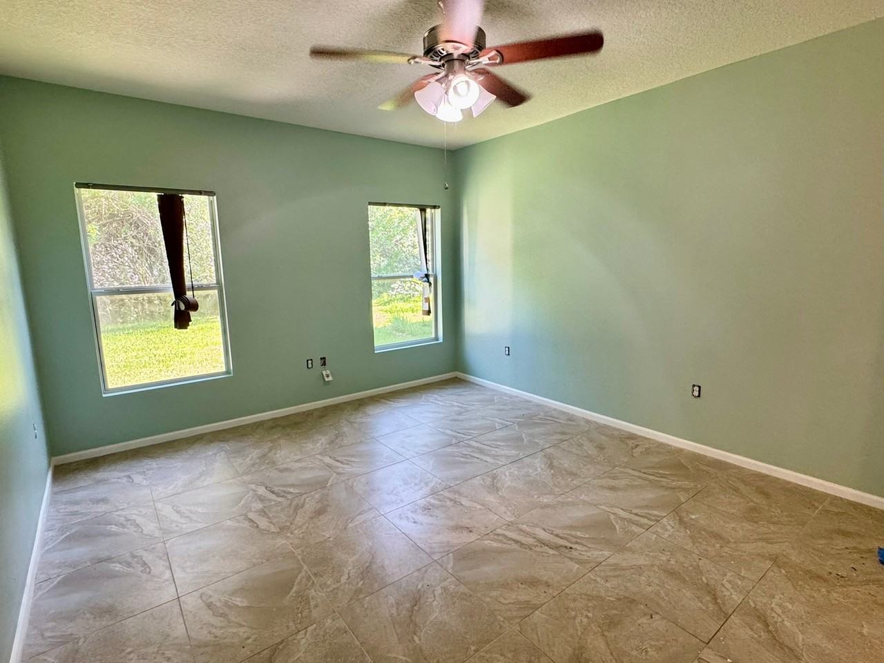 3750 Aria Dr - Photo 3 of 12