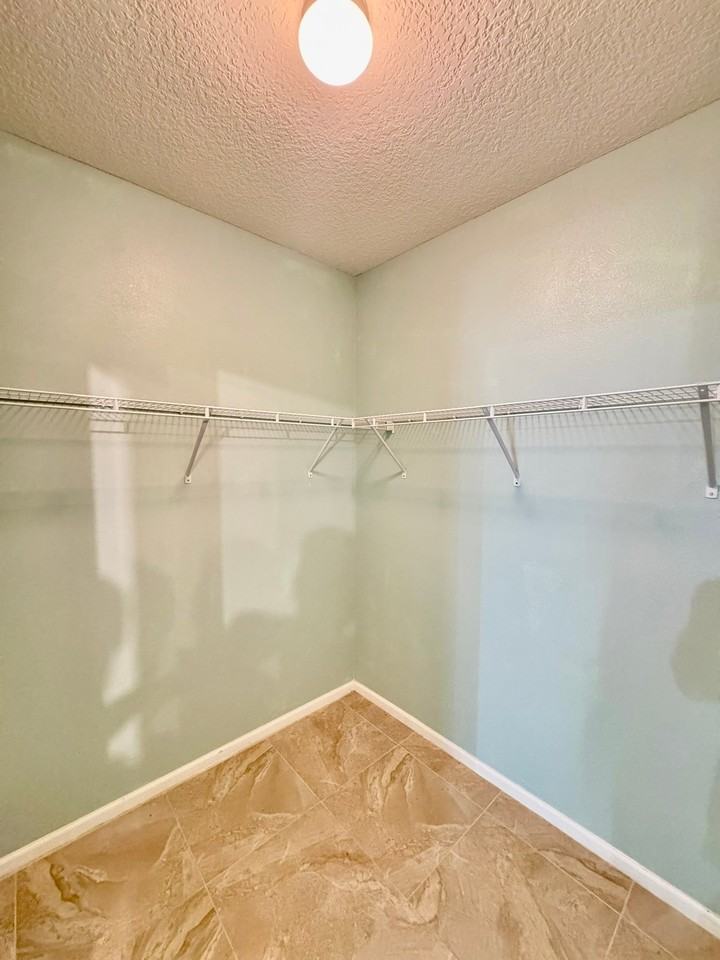 3750 Aria Dr - Photo 5 of 12