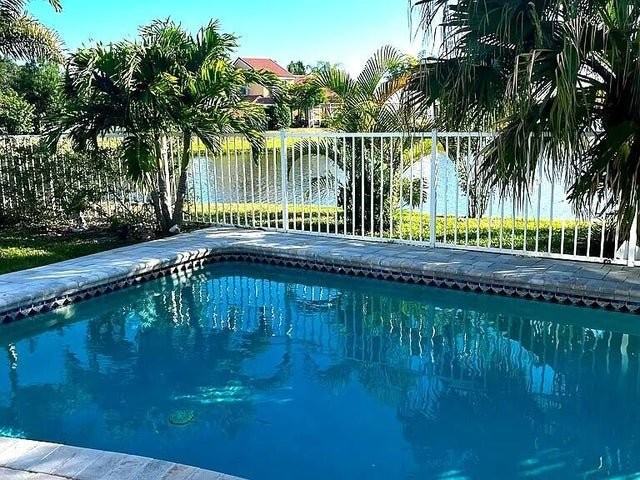 9590 Islamorada Ter - Photo 3 of 5