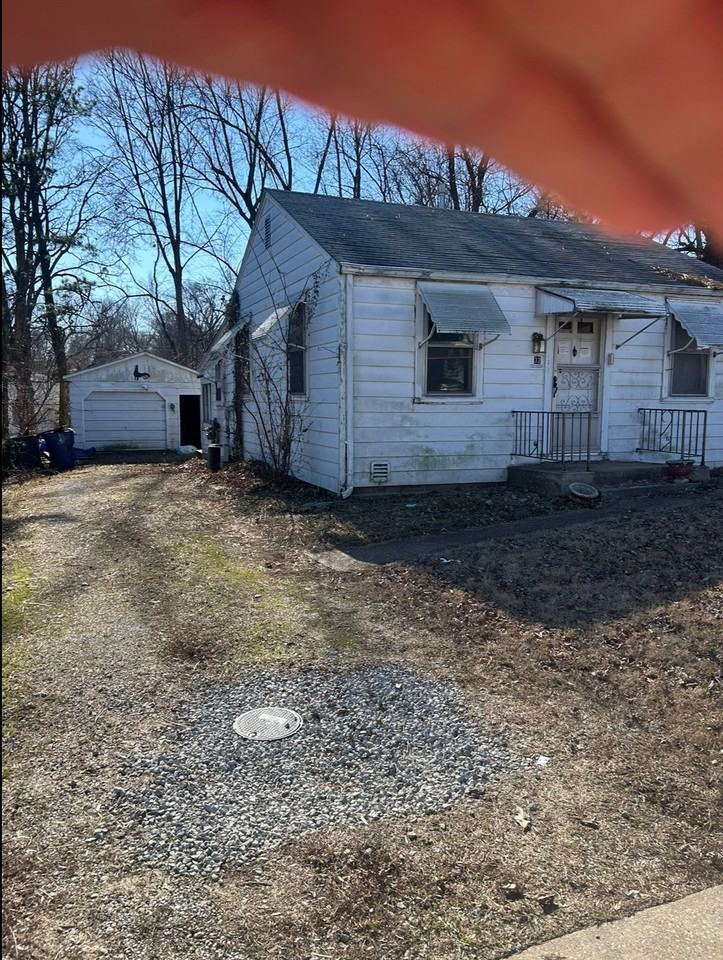 32 Connolly Dr - Photo 2 of 20
