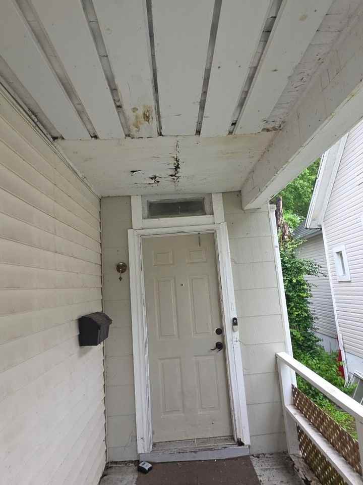 515 S Boyd St - Photo 5 of 20