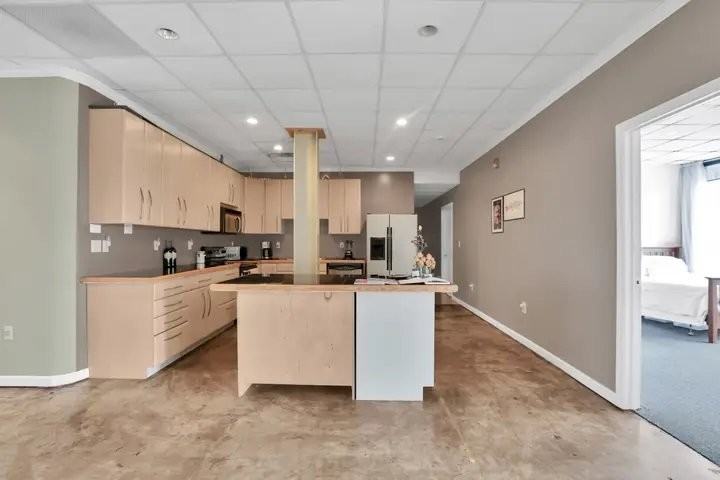 1612 Cleveland Ave #401 - Photo 4 of 7