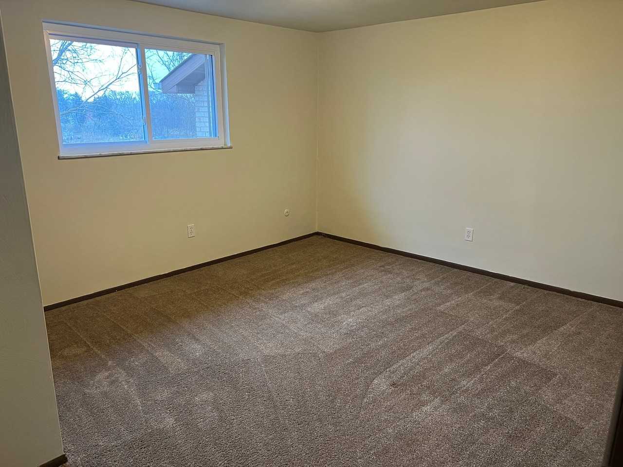 39 Soltis Dr - Photo 2 of 7