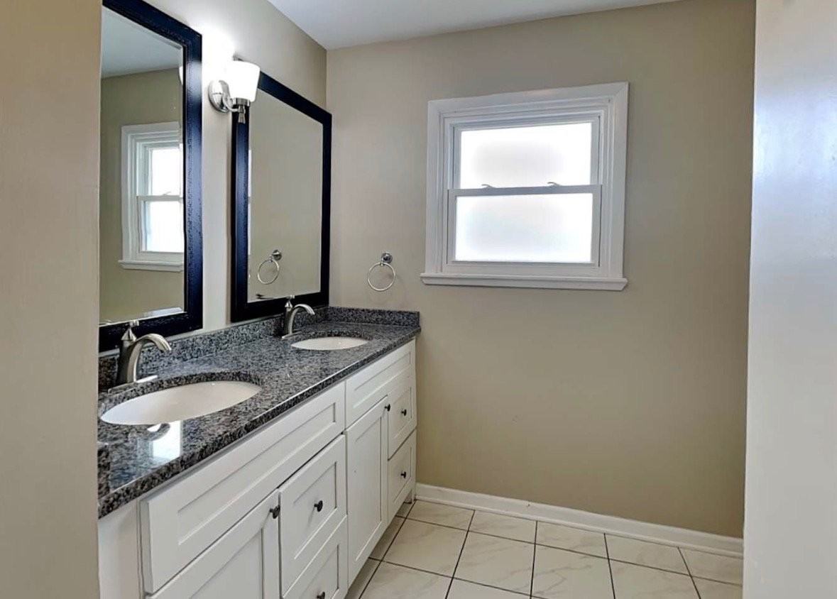 315 Grant Ave #17 - Photo 3 of 9