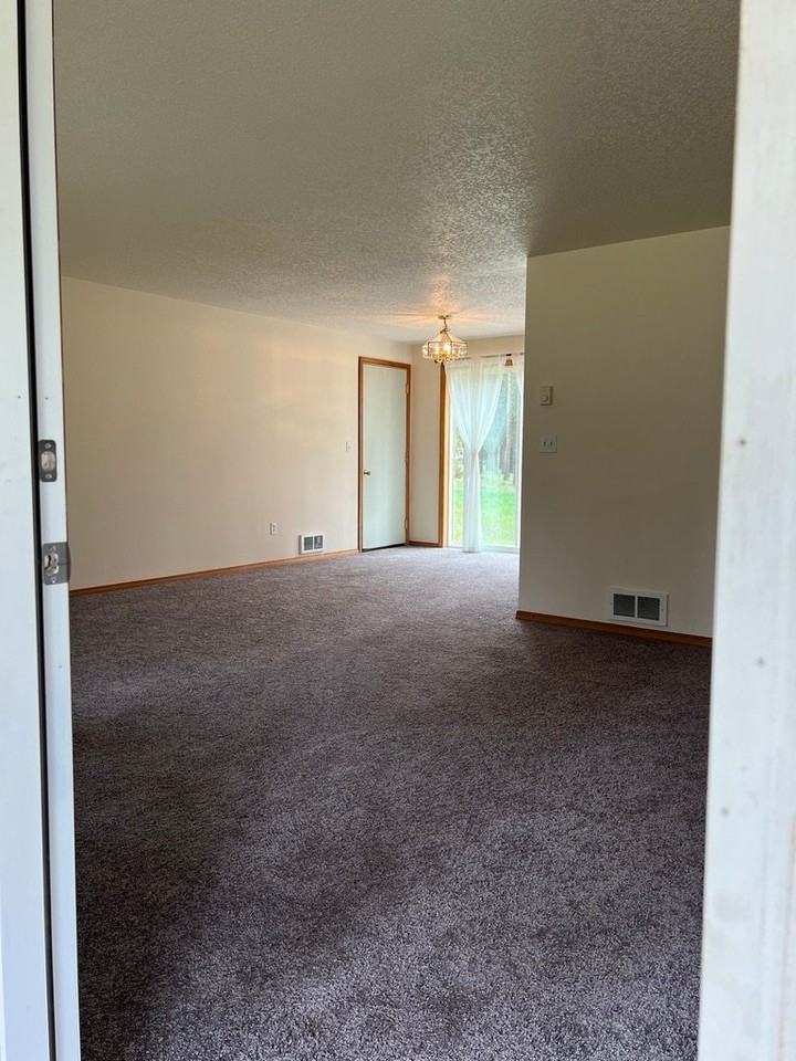 54660 Lady Bug Ln - Photo 4 of 20
