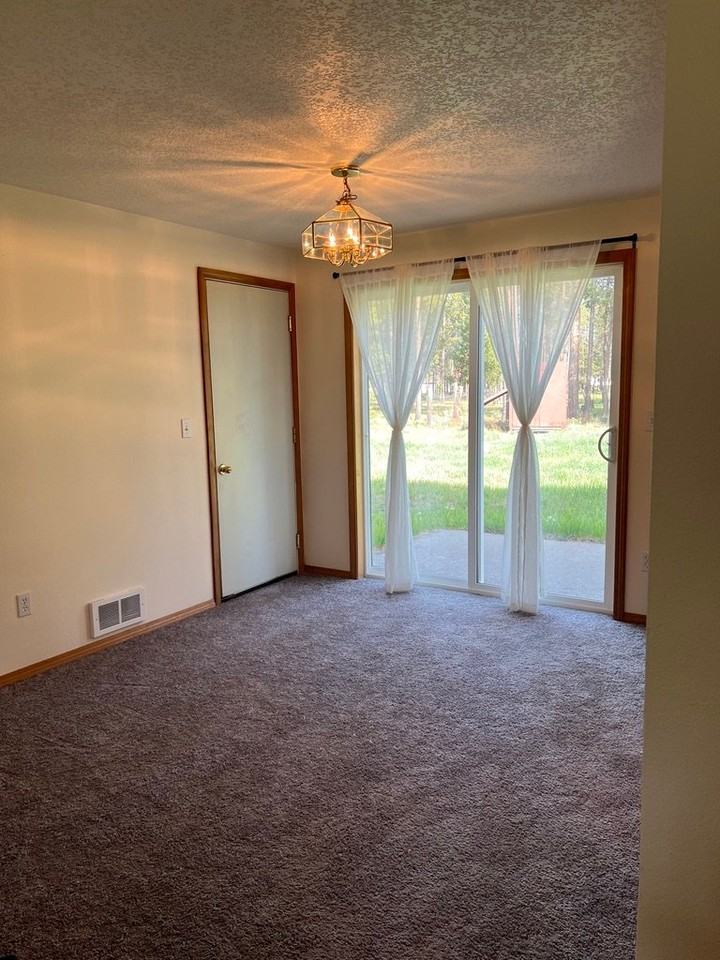 54660 Lady Bug Ln - Photo 5 of 20