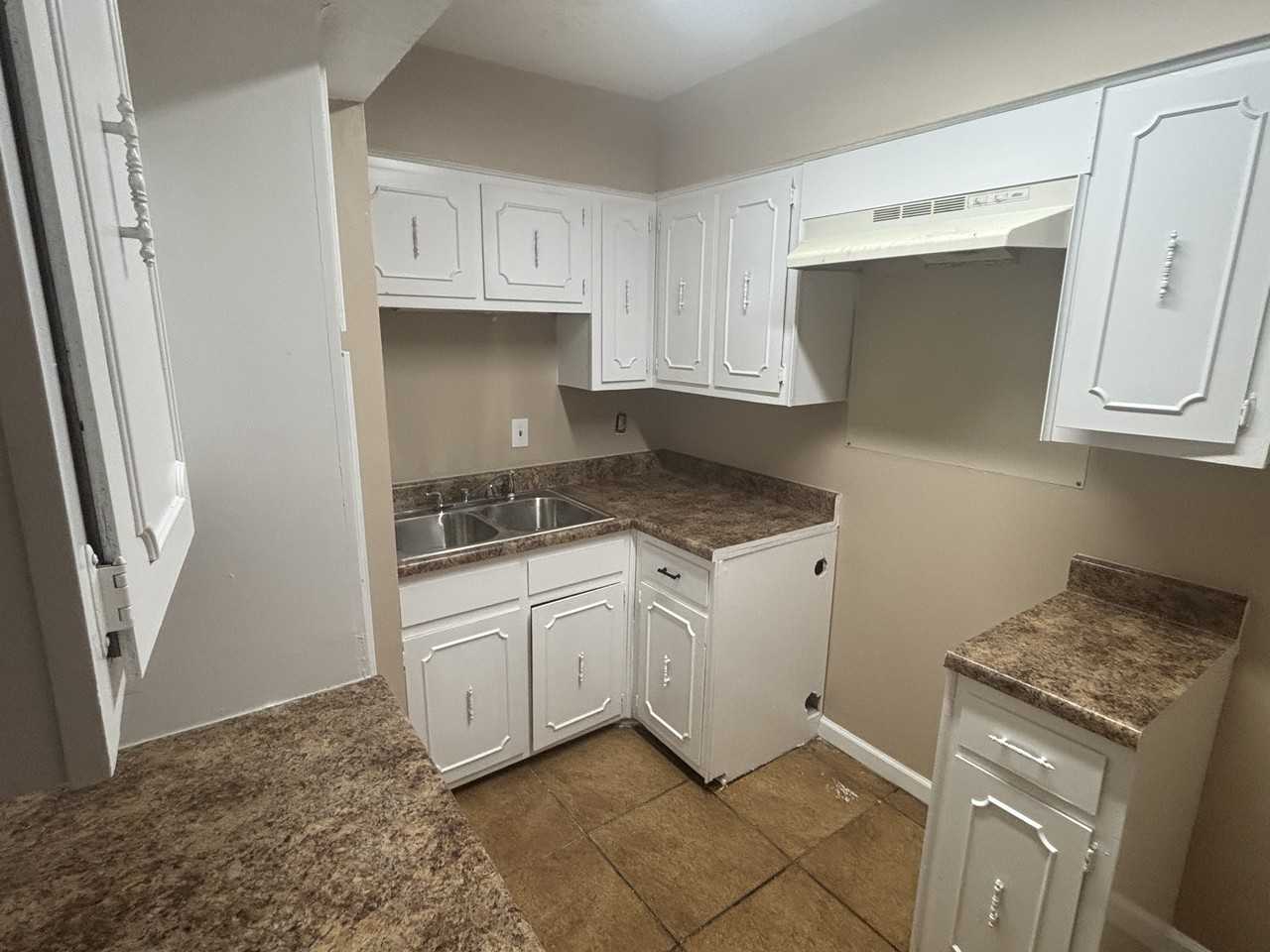 4781 Townhouse Way - Photo 3 of 25