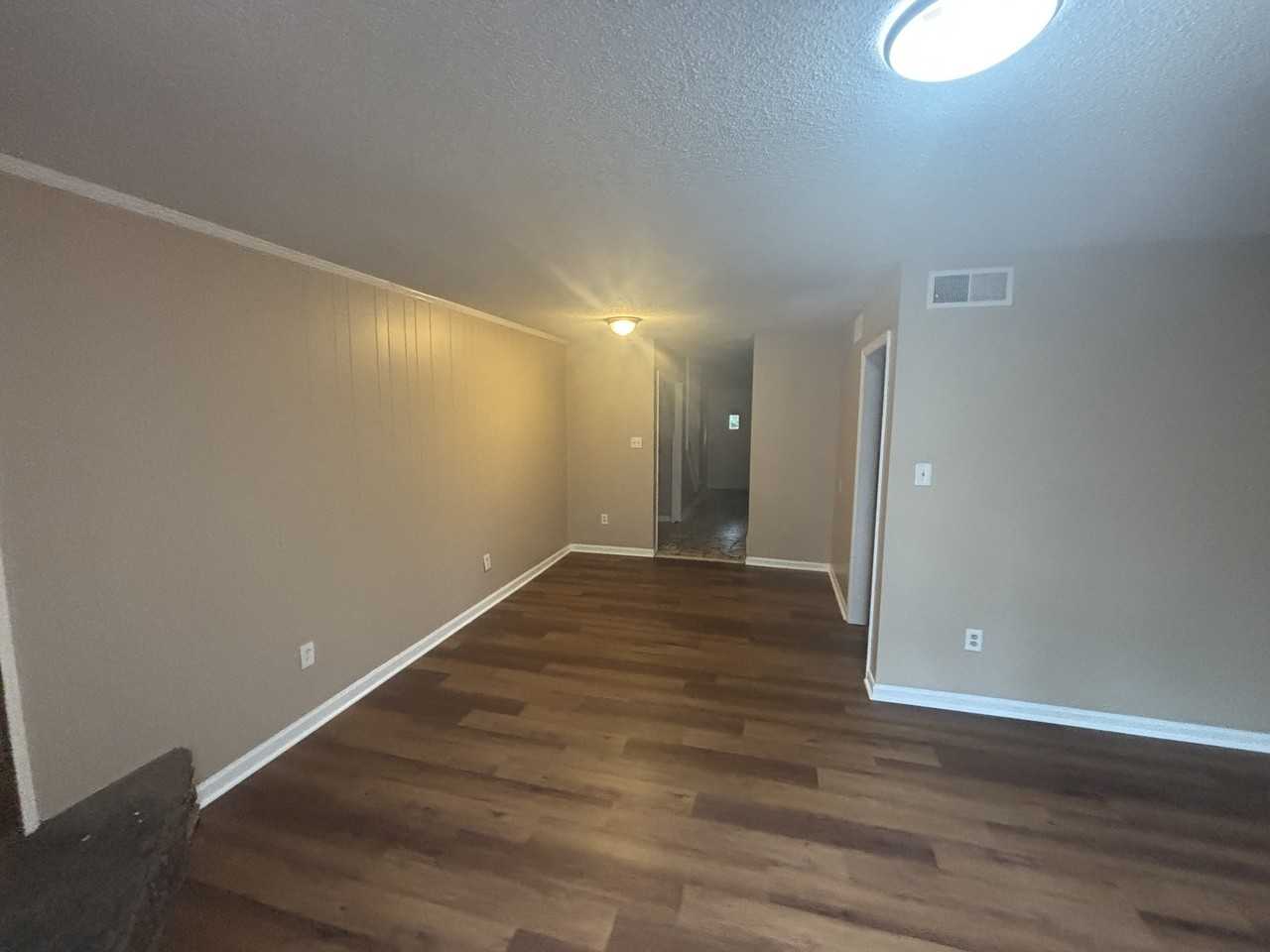 4781 Townhouse Way - Photo 6 of 25