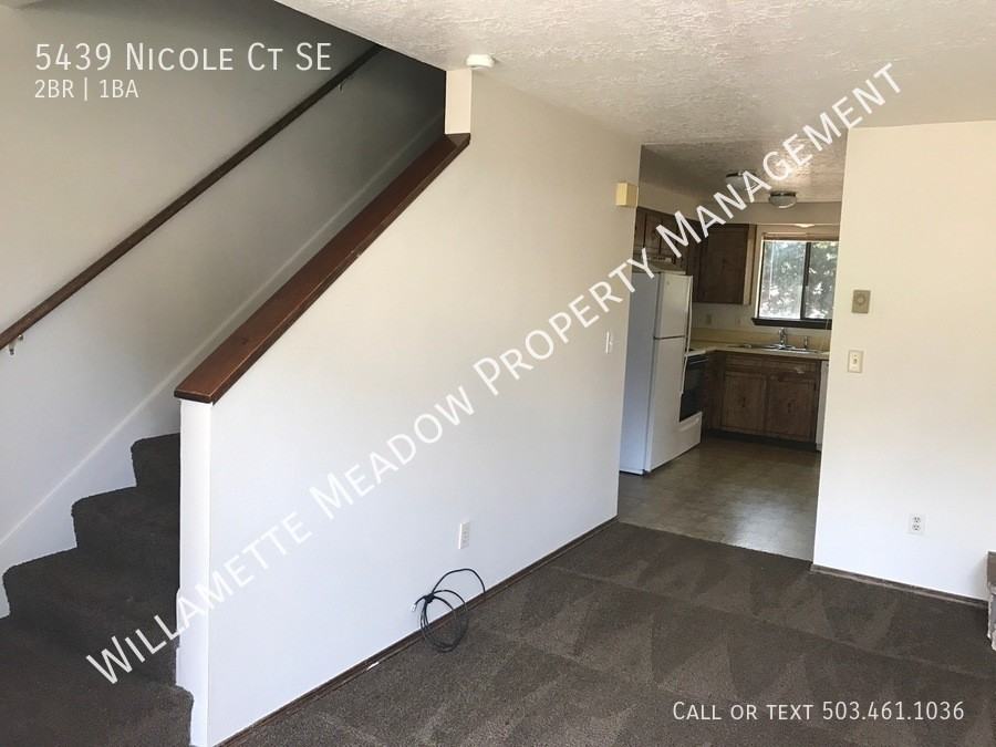 5439 Nicole Ct Se - Photo 3 of 14
