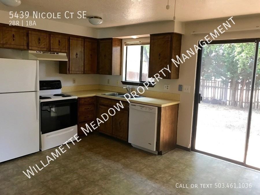 5439 Nicole Ct Se - Photo 4 of 14
