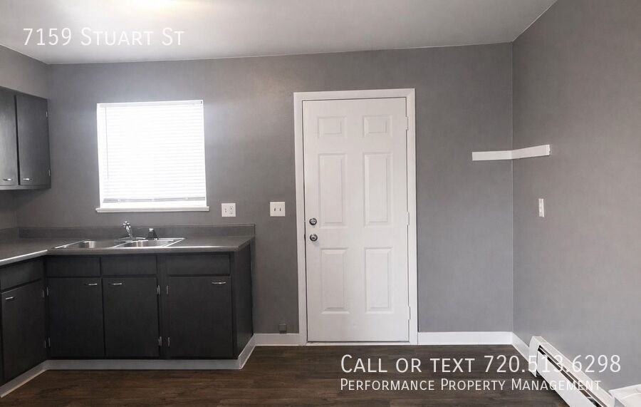 7159 Stuart St - Photo 3 of 9