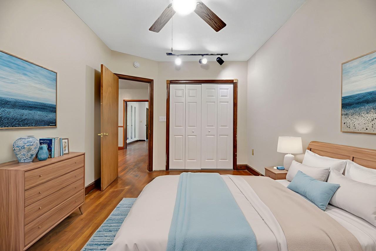 1221 Raum St Ne #1 - Photo 6 of 9
