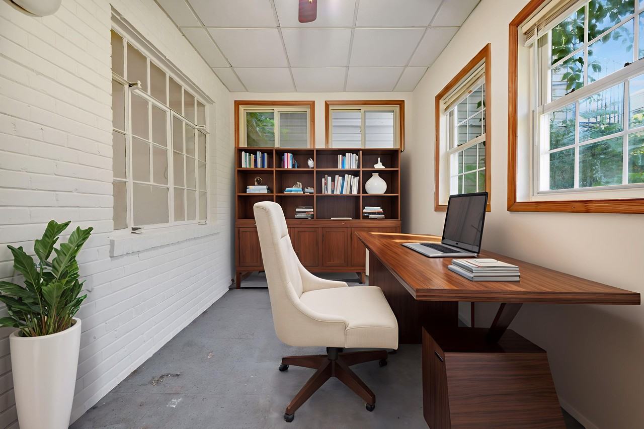 1221 Raum St Ne #1 - Photo 7 of 9