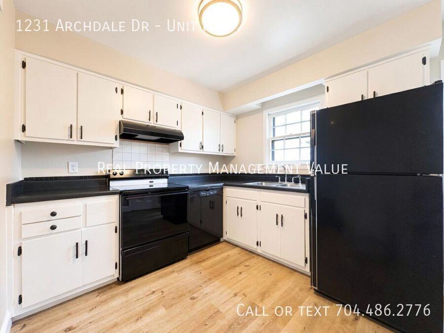 1231 Archdale Dr #F - Photo 4 of 18