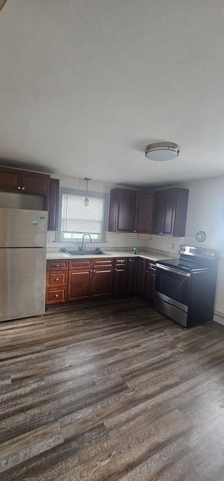 104 E Areba Ave #2ndFL - Photo 7 of 11