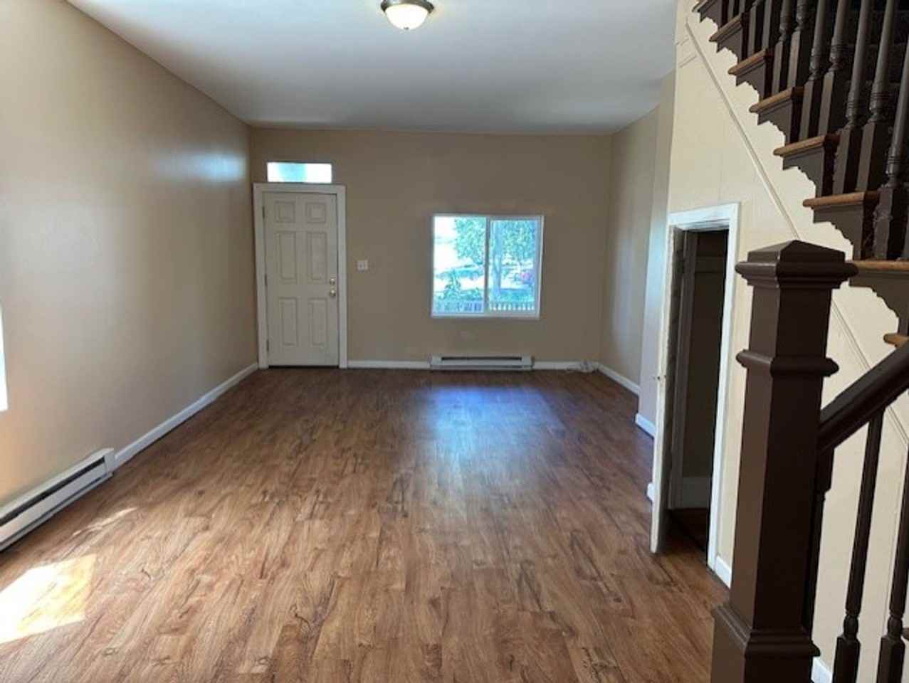 535 S 19th St #1 - Photo 3 of 10