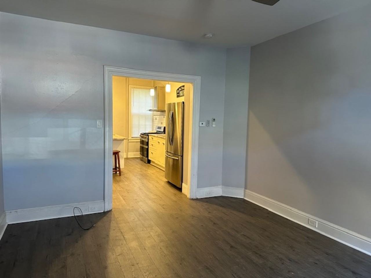 909 N 2nd St - Photo 3 of 23