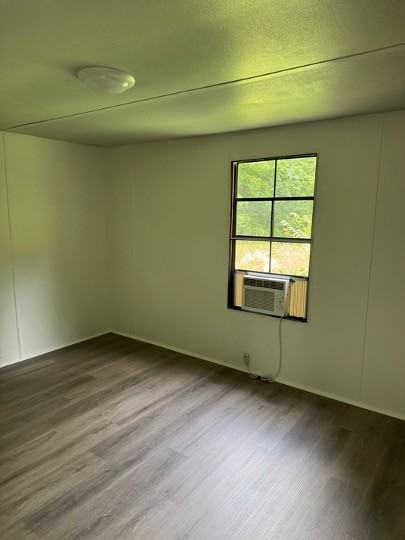 9772 Rocky Point Rd #NA - Photo 5 of 6