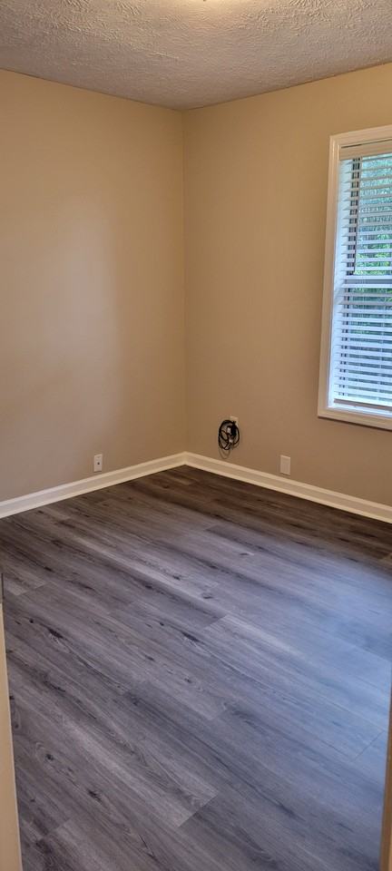 706 Raintree Ln #NA - Photo 6 of 21