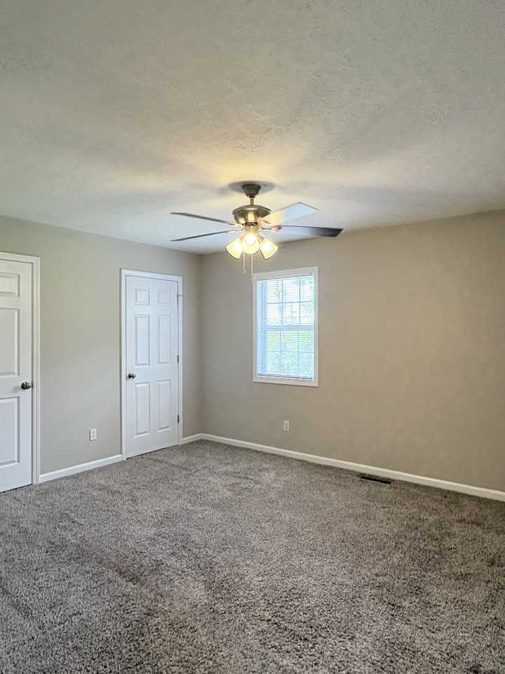 3259 Spring Hollow Ave #A - Photo 7 of 16