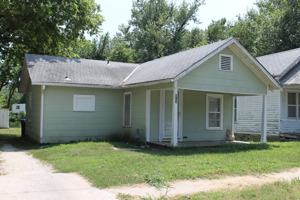 featured image of 417 W Kansas Ave #NA