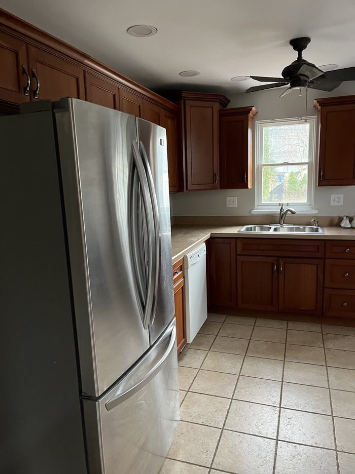 64 Stanhope St #4B - Photo 3 of 10