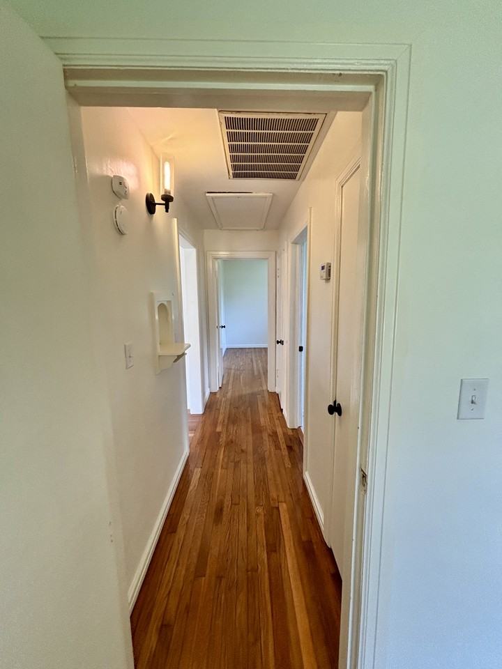 350 W Duncan Ave #NA - Photo 5 of 12
