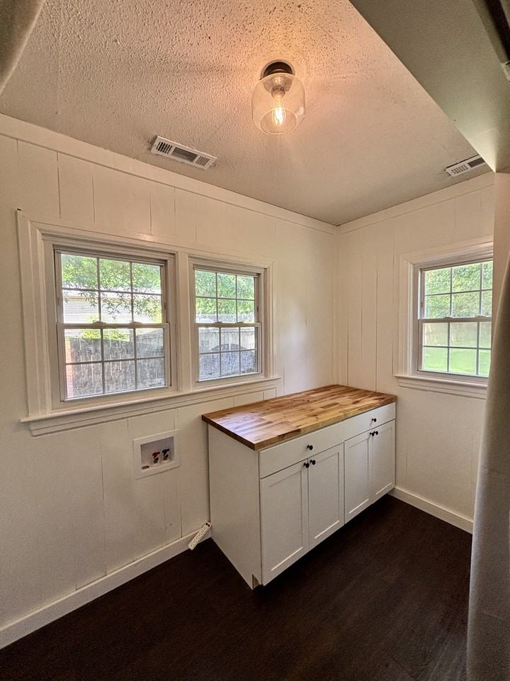 350 W Duncan Ave #NA - Photo 7 of 12