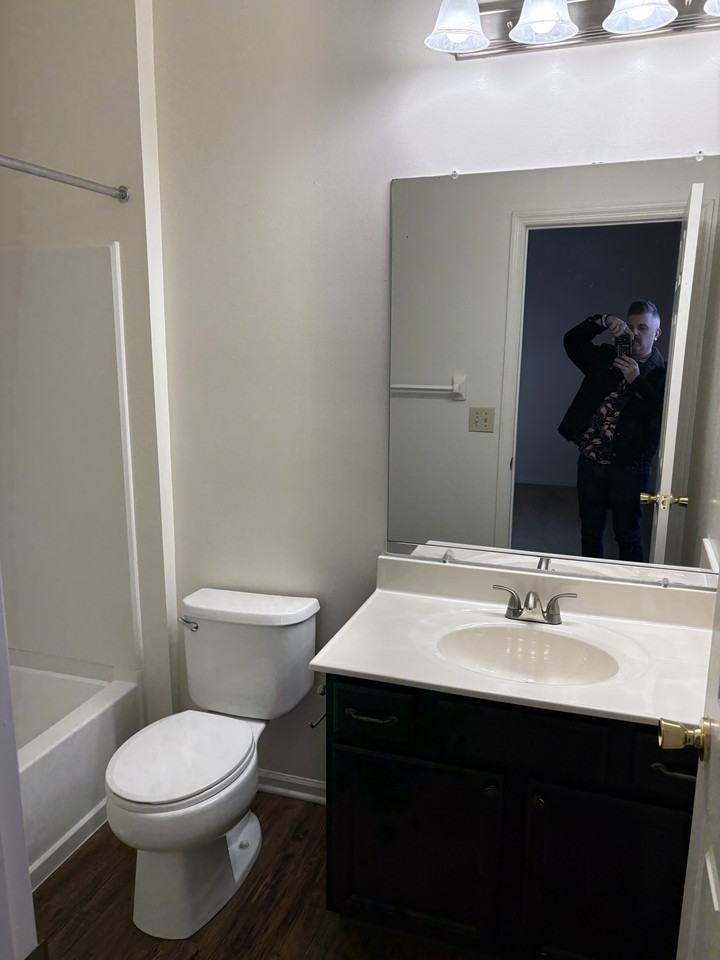 4144 Clark St - Photo 3 of 13