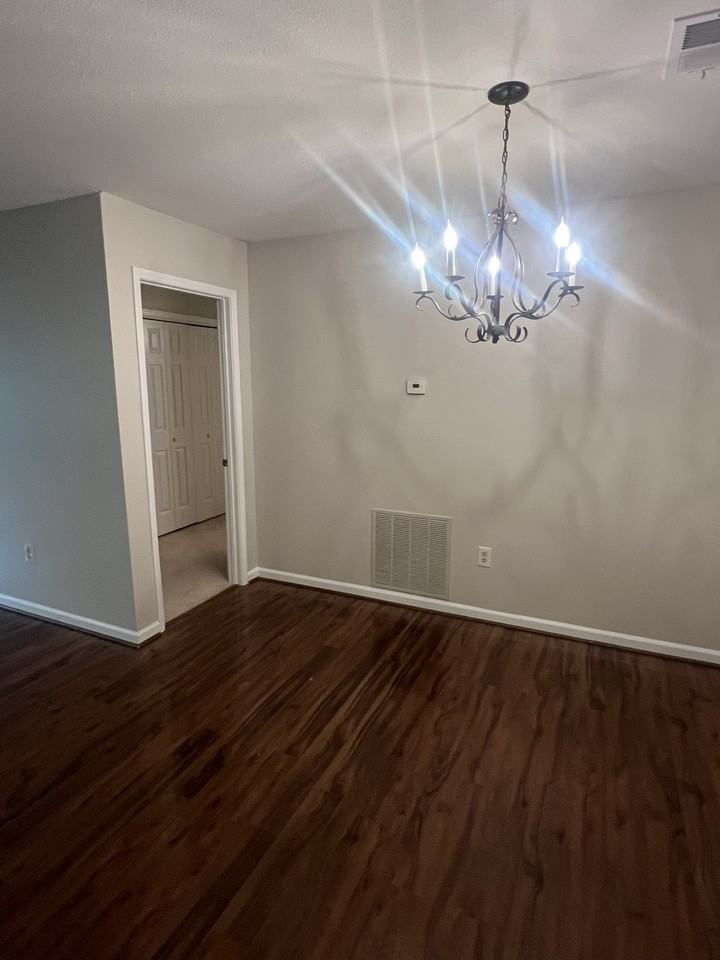 2301 Pine Heights Dr Ne - Photo 5 of 24