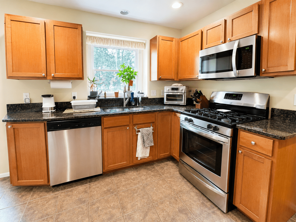 2860 Ember Way #NA - Photo 2 of 28