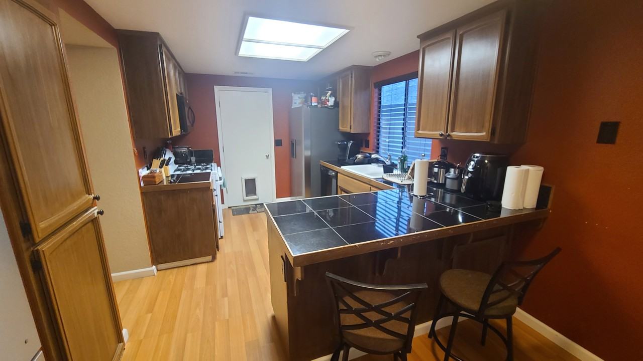 772 Meadowhawk Dr #NA - Photo 5 of 7