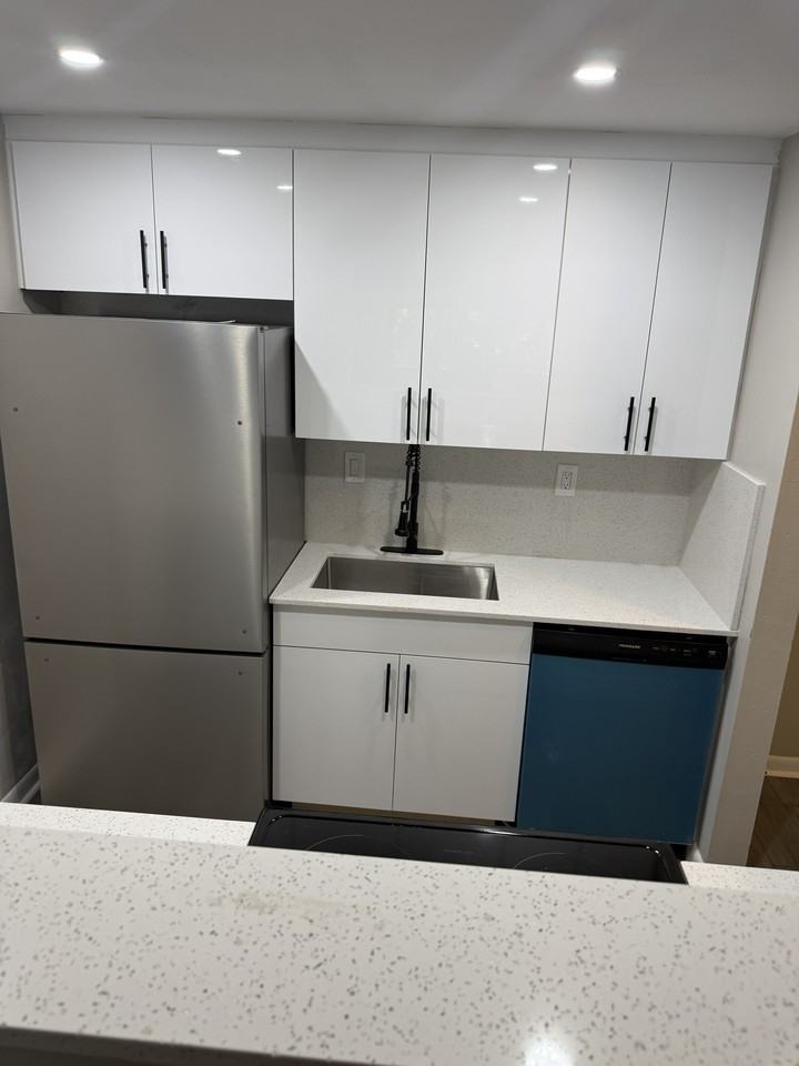 1850 N Congress Ave #207 - Photo 2 of 10