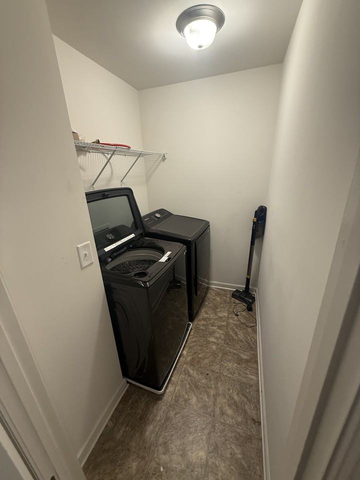 2726 Kemp Ct #NA - Photo 6 of 26