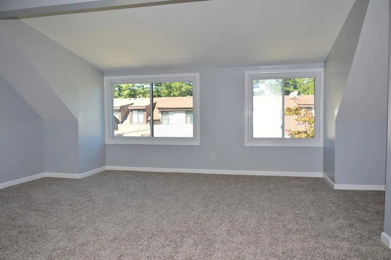 9852 Brookridge Ct #NA - Photo 7 of 14