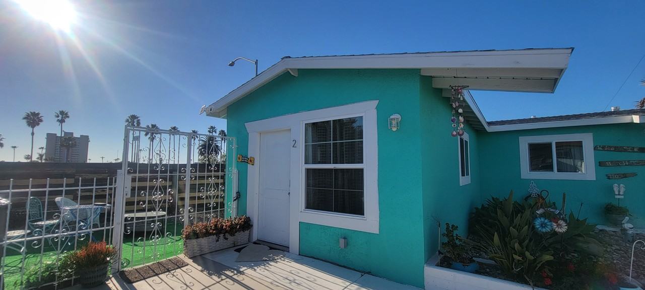 512 Capistrano Dr #2 - Photo 5 of 16