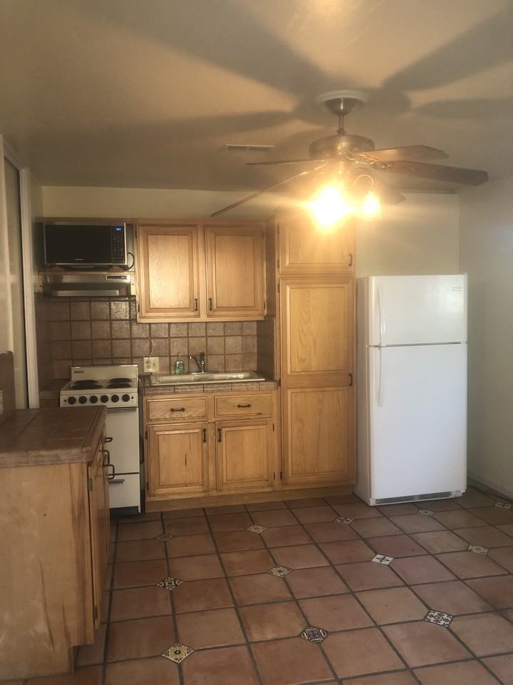 1044 Reed St #2BD - Photo 2 of 12