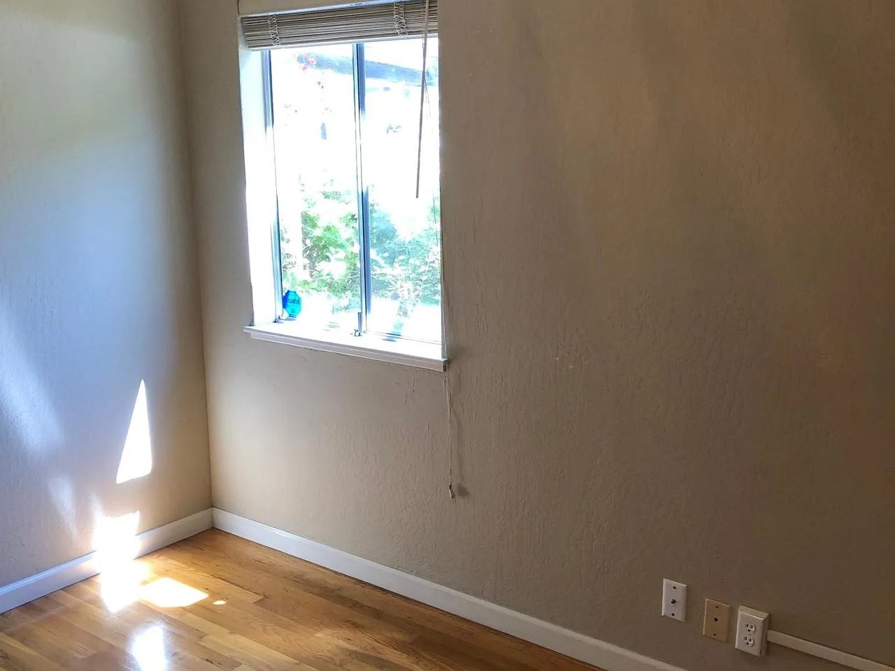 1044 Reed St #2BD - Photo 7 of 12