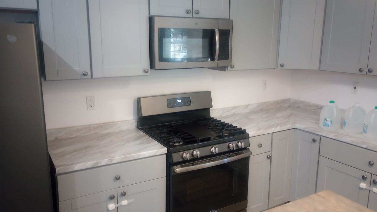 1704 E 7th St #NA - Photo 4 of 21