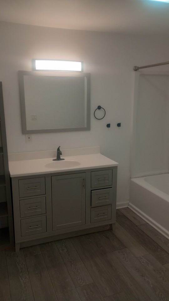 1704 E 7th St #NA - Photo 6 of 21
