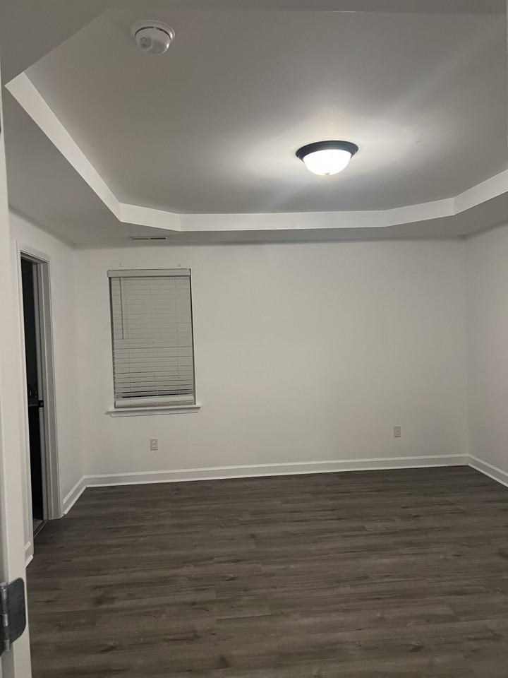 430 Mccall Dr #NA - Photo 6 of 12
