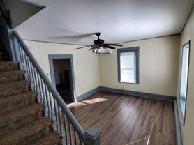 324 2nd St 4 Unit - Photo 1 of 1
