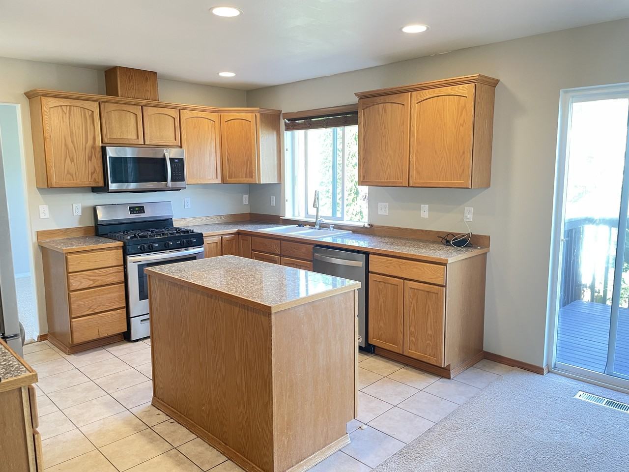 3729 73rd Dr Ne #NA - Photo 4 of 14