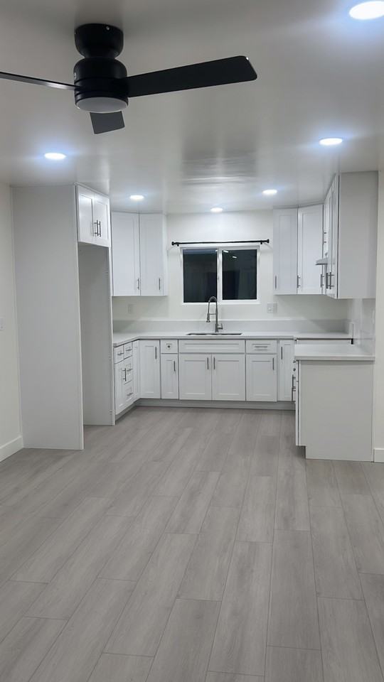 14038 Kornblum Ave #NA - Photo 2 of 8