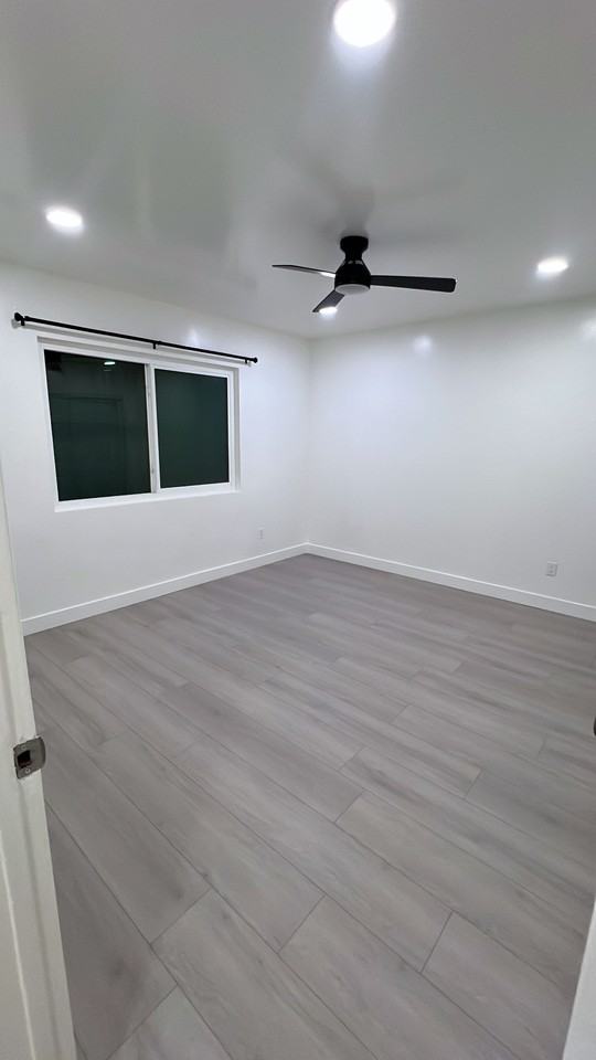 14038 Kornblum Ave #NA - Photo 5 of 8