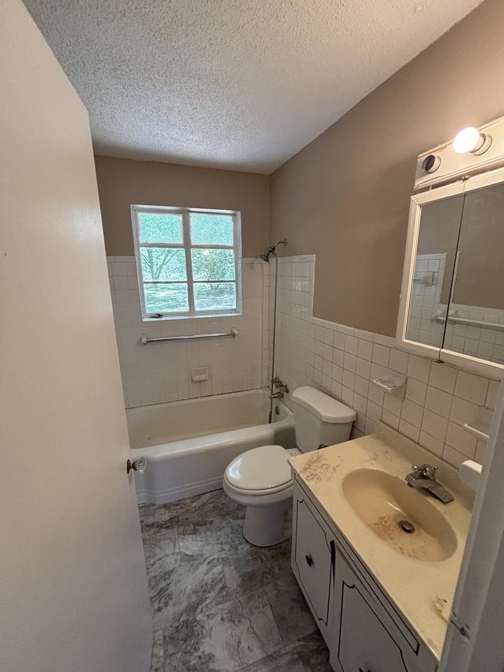 4064 Owen Road - Photo 3 of 8